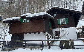 Kleines feines Chalet in Lend